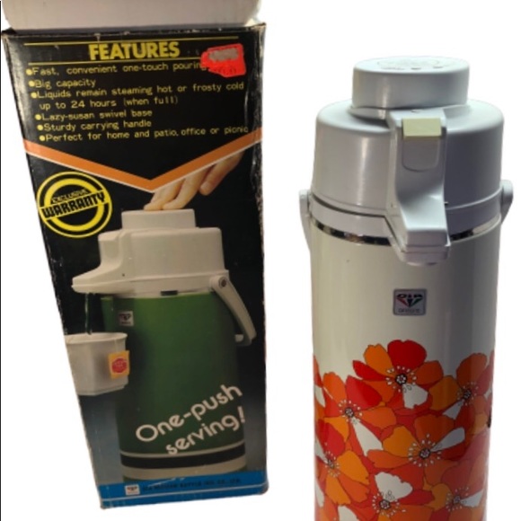 1970's Aladdin Quart Thermos with box Rainbow Cup - Picture 2 of 8